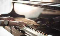 Grand Piano: Elevate Your Home with Timeless Elegance
