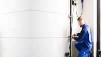 Local Experts for Garage Door Repair Services in Buckeye