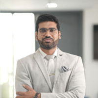 Top Hair and Skin Treatments in Delhi | Dr. Haror's Wellness