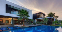 Farmhouse in Noida - For Sale